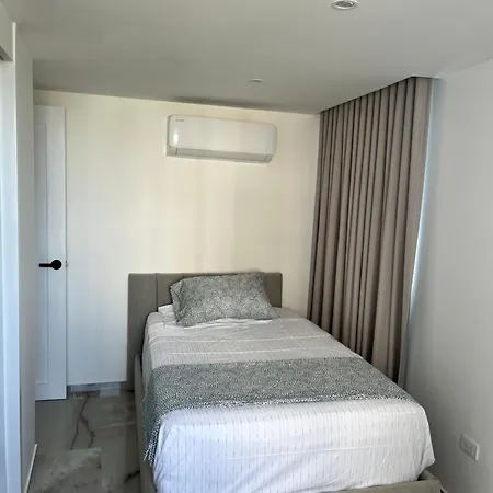 Apartment 200 Mts Away From The Caribbean Sea Cartagena
